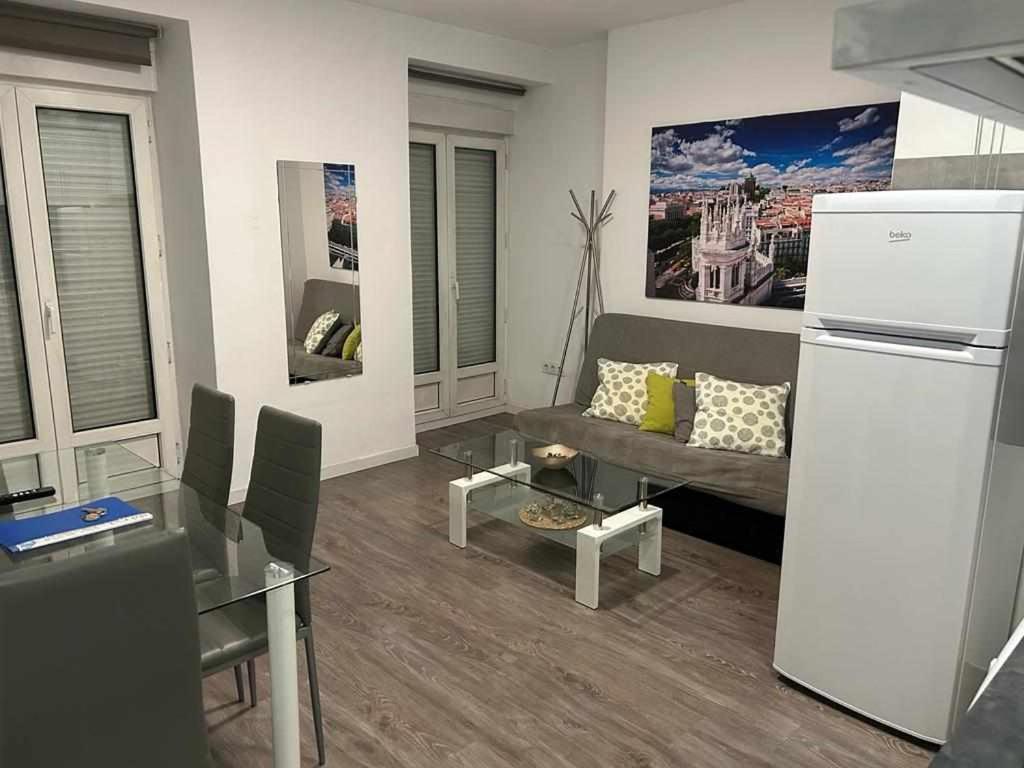 Comodo Y Agradable Estudio En Madrid Centro A3 エクステリア 写真